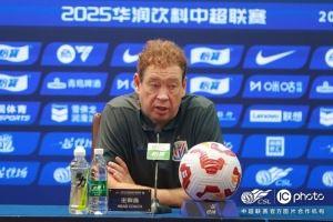 斯卢茨基：球队在体能和精神力方面都有巨大消耗 明天非常难踢
